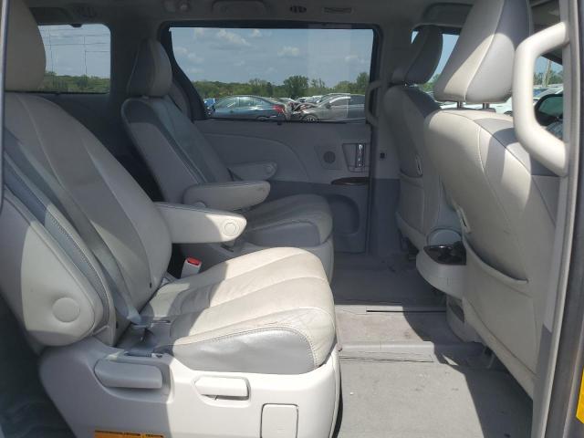 Photo 11 from auction – 2012 TOYOTA SIENNA XLE with VIN 5TDDK3DCXCS044249