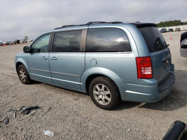 Photo 2 from auction – 2010 CHRYSLER TOWN & COU with VIN 2A4RR5D19AR142894