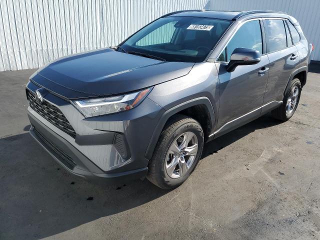 TOYOTA RAV4 XLE 2022 with VIN 2T3W1RFVXNW201437 - Photo from auction