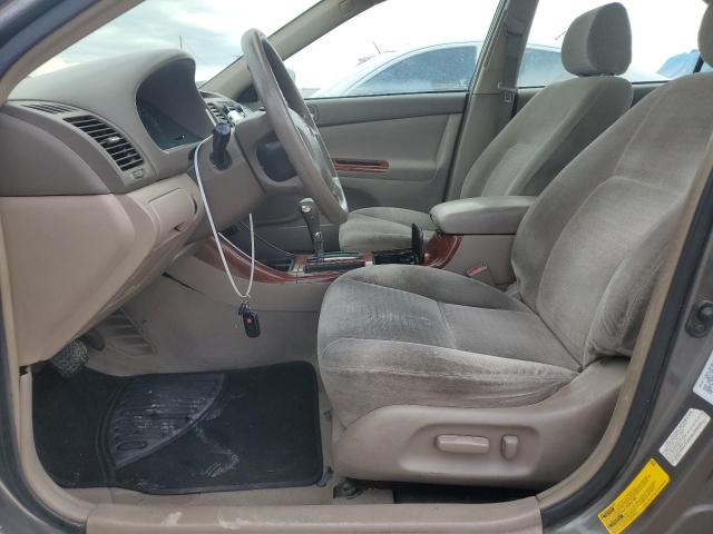 Photo 7 from auction – 2002 TOYOTA CAMRY LE with VIN 4T1BE30K32U587928