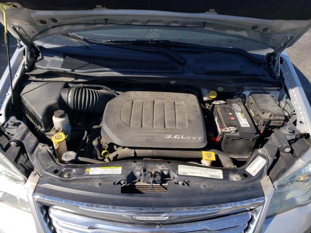 Photo 12 from auction – 2012 CHRYSLER TOWN & COU with VIN 2C4RC1BG9CR386748