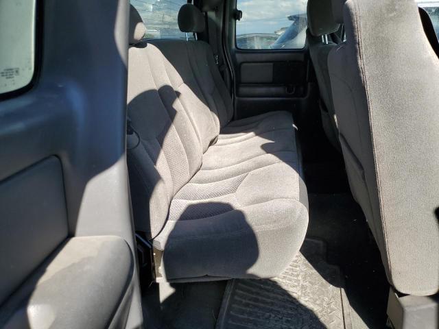 Photo 10 from auction – 2004 CHEVROLET SILVERADO with VIN 2GCEC19V041193584