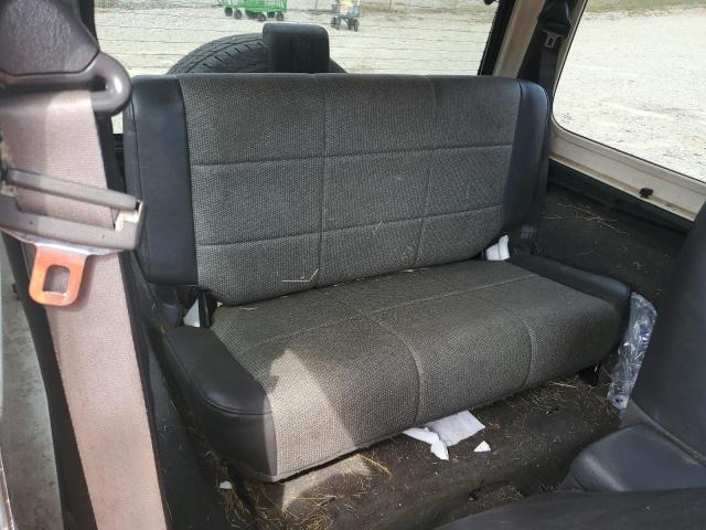 Photo 10 from auction – 2000 JEEP WRANGLER / with VIN 1J4FA49S2YP732002