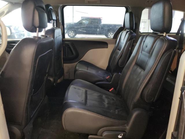 Photo 11 from auction – 2014 CHRYSLER TOWN & COU with VIN 2C4RC1BG7ER255871