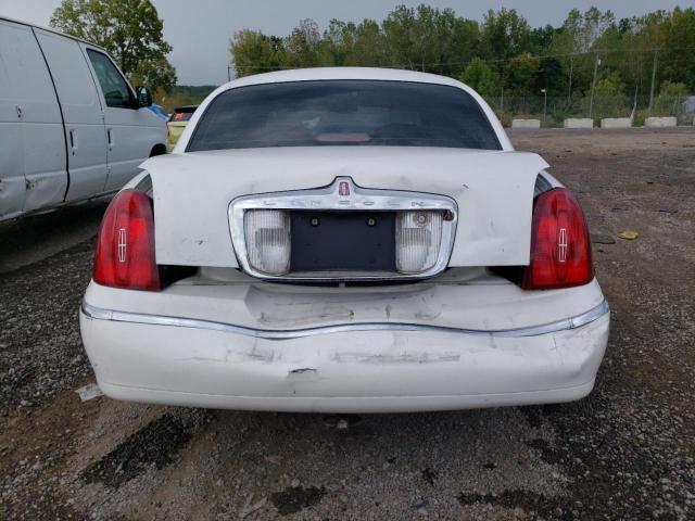 Photo 6 from auction – 2000 LINCOLN TOWN CAR S with VIN 1LNHM82W7YY898046