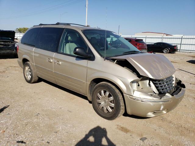 Photo 4 from auction – 2005 CHRYSLER TOWN & COU with VIN 2C4GP54L35R277699