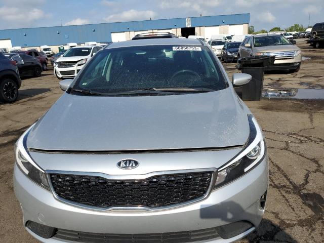 Photo 5 from auction – 2017 KIA FORTE LX with VIN 3KPFL4A75HE012118