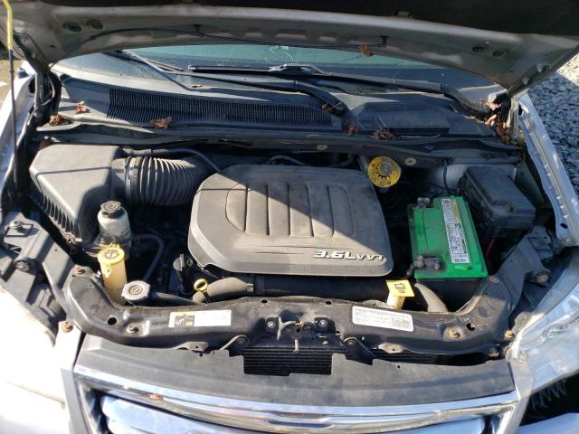 Photo 12 from auction – 2014 CHRYSLER TOWN & COU with VIN 2C4RC1BG9ER303533