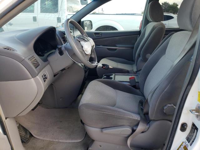 Photo 7 from auction – 2010 TOYOTA SIENNA CE with VIN 5TDKK4CC6AS330059