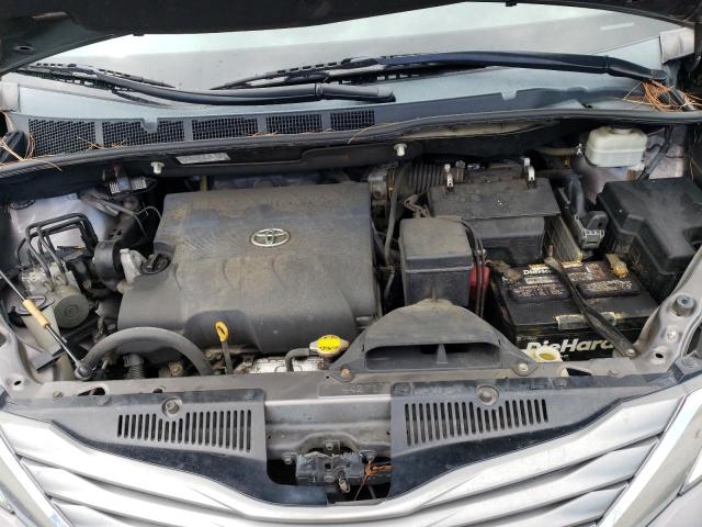 Photo 12 from auction – 2012 TOYOTA SIENNA XLE with VIN 5TDYK3DC3CS210631