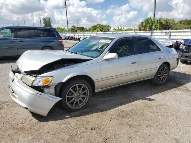 Photo 1 from auction – 2000 TOYOTA CAMRY LE with VIN 4T1BF28K9YU096347