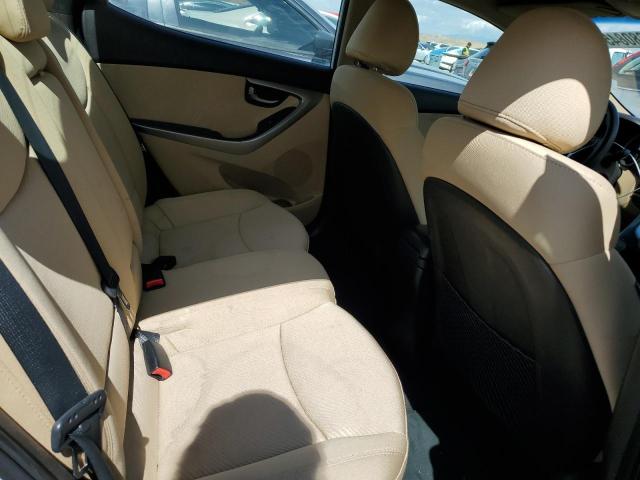 Photo 10 from auction – 2012 HYUNDAI ELANTRA GL with VIN 5NPDH4AE0CH125258