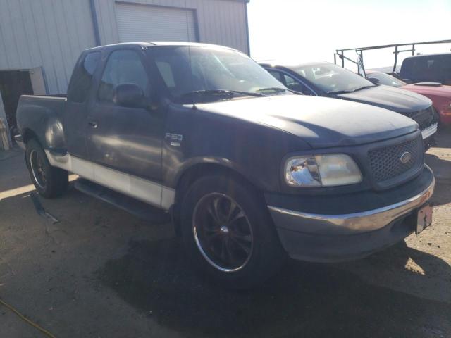 Photo 4 from auction – 2000 FORD F150 with VIN 1FTRX07W5YKB10541