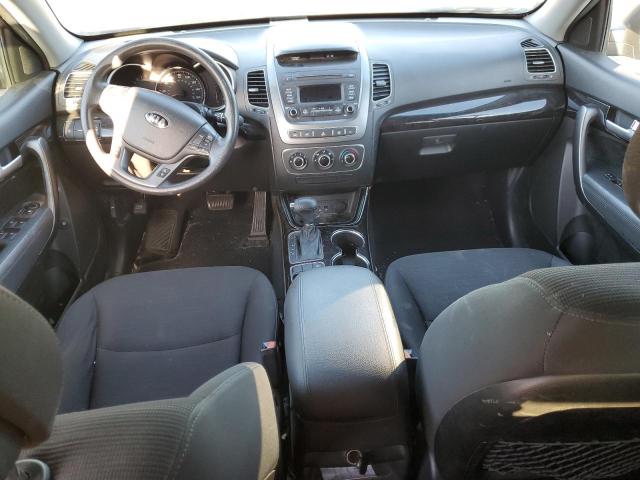 Photo 8 from auction – 2015 KIA SORENTO LX with VIN 5XYKTDA79FG646076
