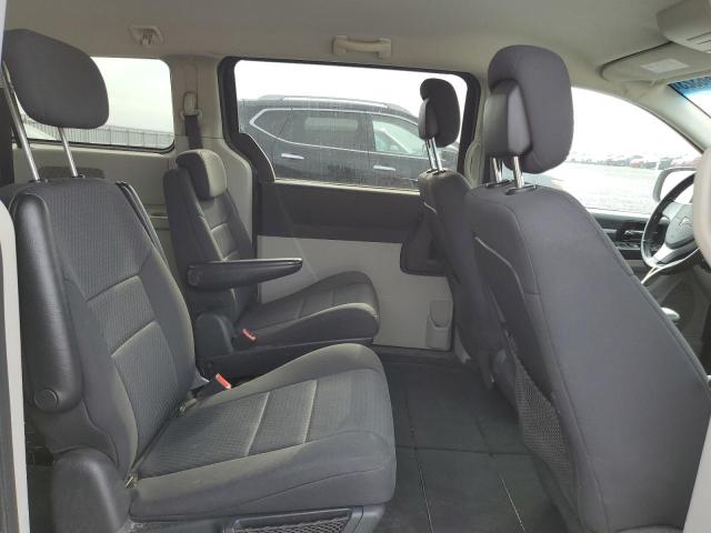 Снимка 11 от търг – 2010 DODGE GRAND CARA с VIN 2D4RN4DE4AR472198