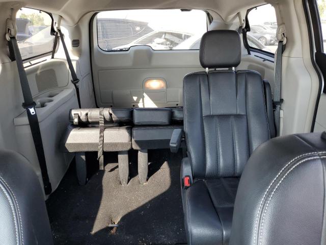 Photo 10 from auction – 2013 CHRYSLER TOWN & COU with VIN 2C4RC1CG3DR806536