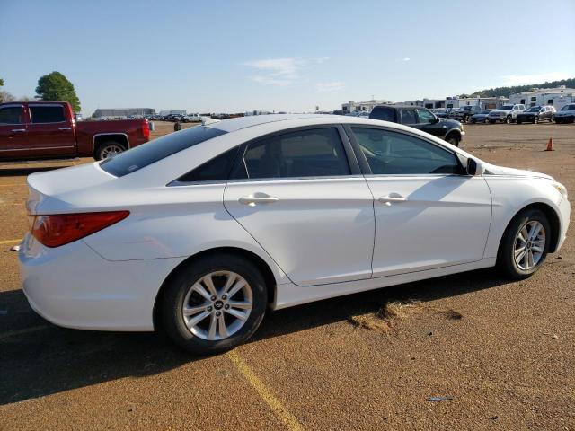 Photo 3 from auction – 2013 HYUNDAI SONATA GLS with VIN 5NPEB4AC8DH738962