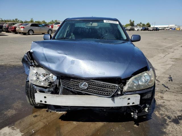 Photo 5 from auction – 2004 LEXUS IS 300 with VIN JTHBD192X40094111