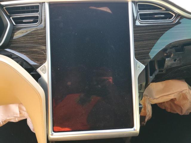 Photo 9 from auction – 2016 TSMR MODEL S with VIN 5YJSA1E28GF138130