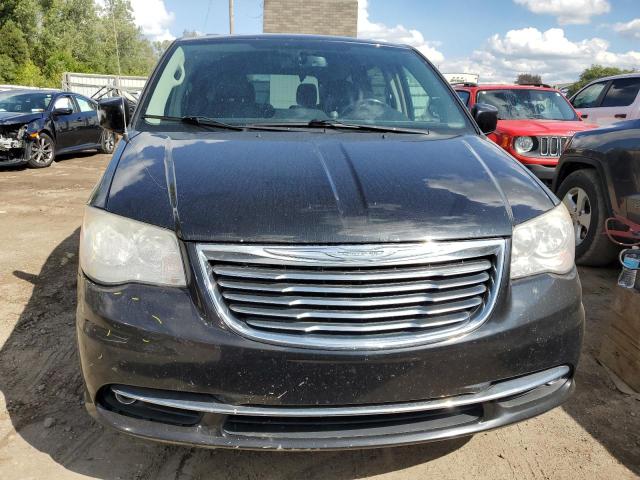 Photo 5 from auction – 2014 CHRYSLER TOWN & COU with VIN 2C4RC1BG0ER177997