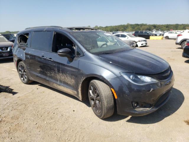 Photo 4 from auction – 2019 CHRYSLER PACIFICA L with VIN 2C4RC1GG1KR593982