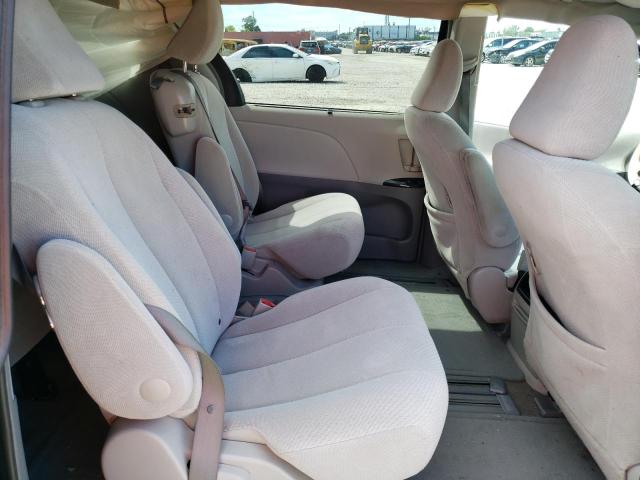 Photo 11 from auction – 2013 TOYOTA SIENNA LE with VIN 5TDKK3DC5DS356360