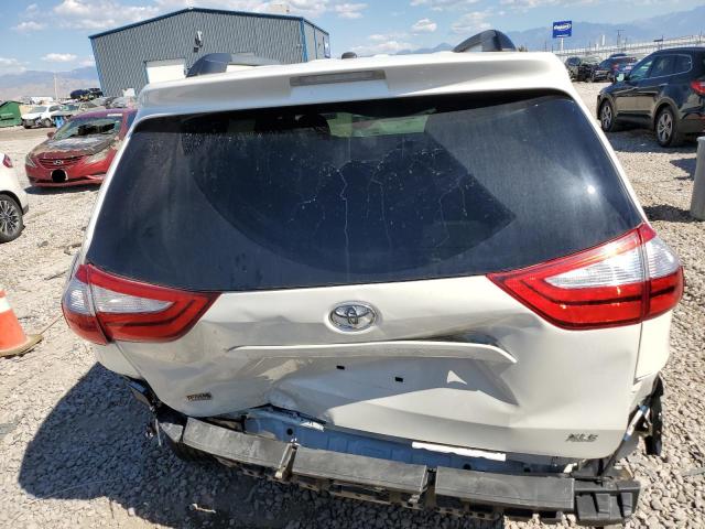 Photo 6 from auction – 2015 TOYOTA SIENNA XLE with VIN 5TDYK3DCXFS686072