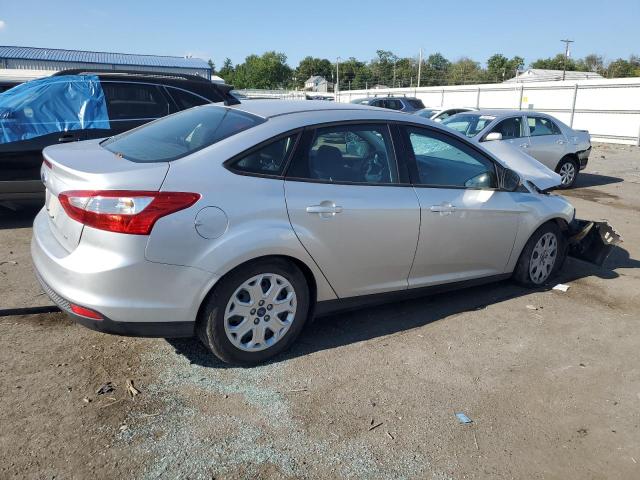 Снимка 3 от търг – 2012 FORD FOCUS SE с VIN 1FAHP3F21CL193468