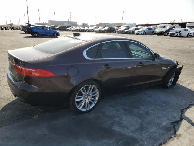 Photo 3 from auction – 2017 JAGUAR XF PRESTIG with VIN SAJBE4BVXHCY47131
