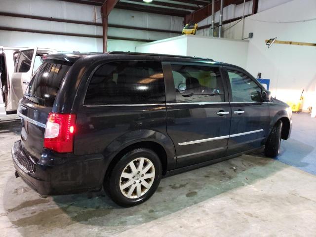 Photo 3 from auction – 2016 CHRYSLER TOWN & COU with VIN 2C4RC1BG5GR188674