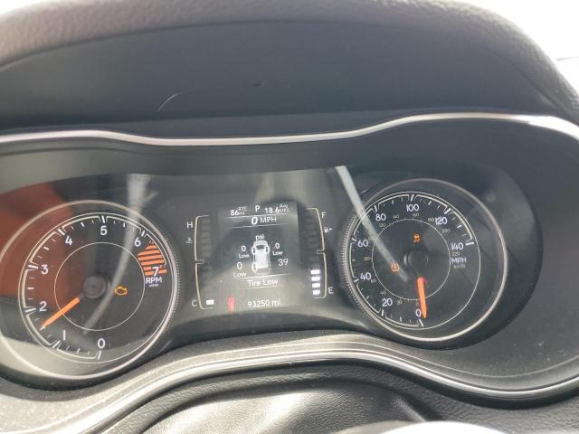 Photo 9 from auction – 2019 JEEP CHEROKEE L with VIN 1C4PJLCB2KD333046