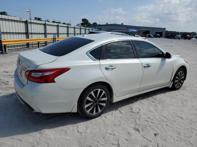 Photo 3 from auction – 2017 NISSAN ALTIMA 2.5 with VIN 1N4AL3AP8HC261093