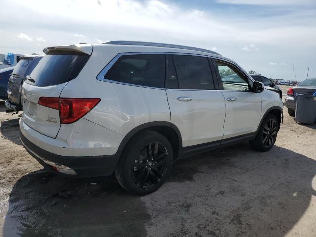 Photo 3 from auction – 2017 HONDA PILOT ELIT with VIN 5FNYF6H09HB058484