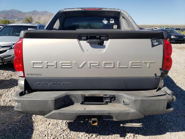 Photo 6 from auction – 2004 CHEVROLET AVALANCHE with VIN 3GNEK12T64G184740