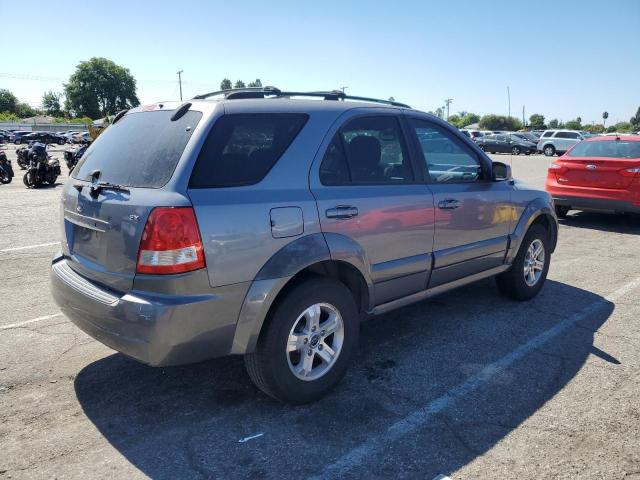 Photo 3 from auction – 2005 KIA SORENTO EX with VIN KNDJC733255458711