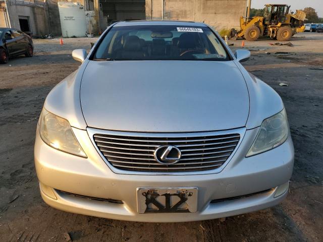 Photo 5 from auction – 2007 LEXUS LS 460L with VIN JTHGL46F275008847
