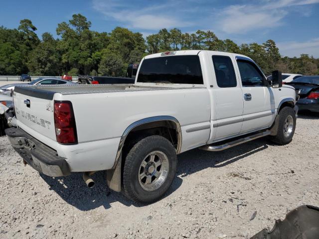 Photo 3 from auction – 2004 CHEVROLET SILVERADO with VIN 2GCEC19T641267069
