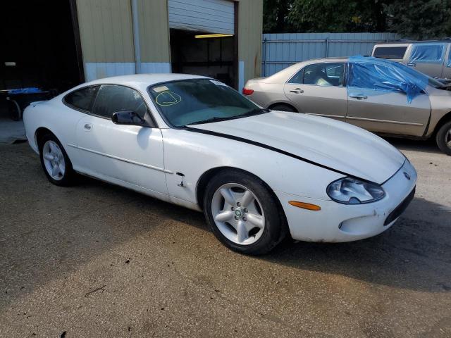 Photo 4 from auction – 1997 JAGUAR XK8 with VIN SAJGX5744VC009632