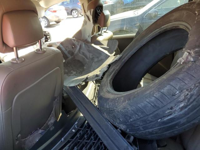 Photo 13 from auction – 2015 CHRYSLER TOWN & COU with VIN 2C4RC1BG3FR646159