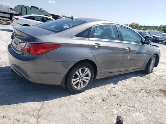 Photo 3 from auction – 2011 HYUNDAI SONATA with VIN 5NPEB4AC9BH083336