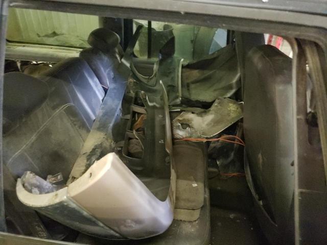 Photo 10 from auction – 2000 FORD EXPLORER E with VIN 1FMZU74E0YZB91822