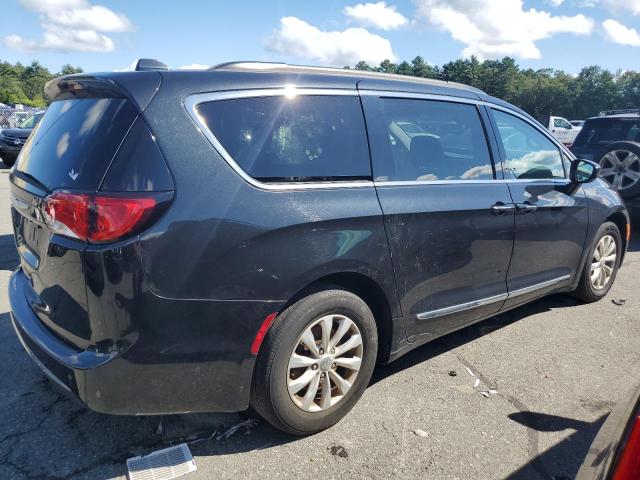 Photo 3 from auction – 2017 CHRYSLER PACIFICA T with VIN 2C4RC1BG4HR660526