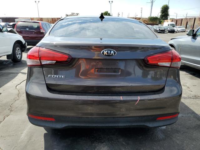 Photo 6 from auction – 2017 KIA FORTE LX with VIN 3KPFK4A73HE111555