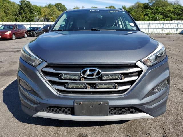 Photo 5 from auction – 2017 HYUNDAI TUCSON LIM with VIN KM8J3CA2XHU287957