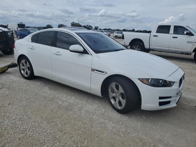 Photo 4 from auction – 2017 JAGUAR XE with VIN SAJAR4BG2HA964229