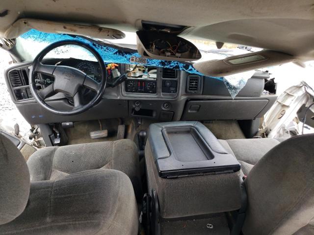 Photo 8 from auction – 2004 CHEVROLET SILVERADO with VIN 2GCEK19T841132355