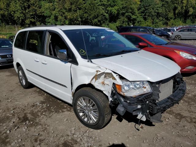 Photo 4 from auction – 2016 CHRYSLER TOWN & COU with VIN 2C4RC1CG8GR303069