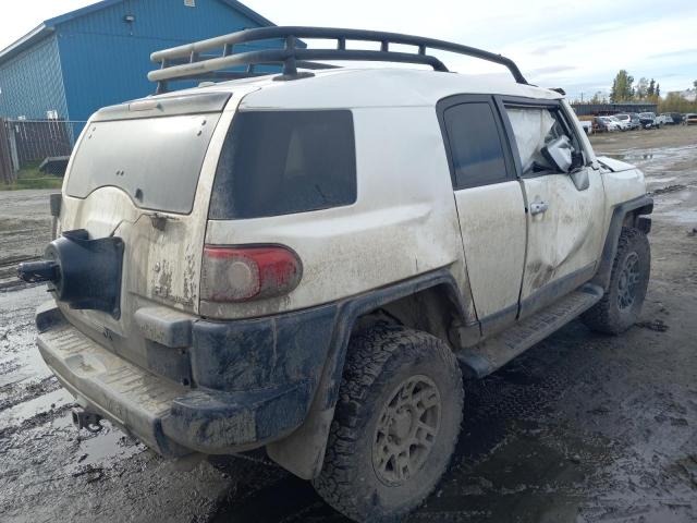 Photo 3 from auction – 2014 TOYOTA FJ CRUISER with VIN JTEBU4BF4EK183643