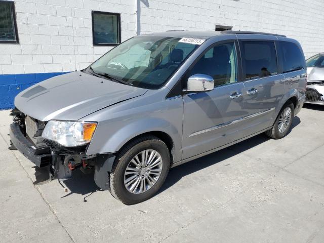 Photo 1 from auction – 2015 CHRYSLER TOWN & COU with VIN 2C4RC1CG0FR675097