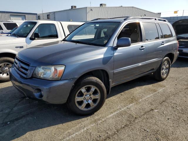 TOYOTA HIGHLANDER 2004 with VIN JTEDP21A340038131 - Photo from auction